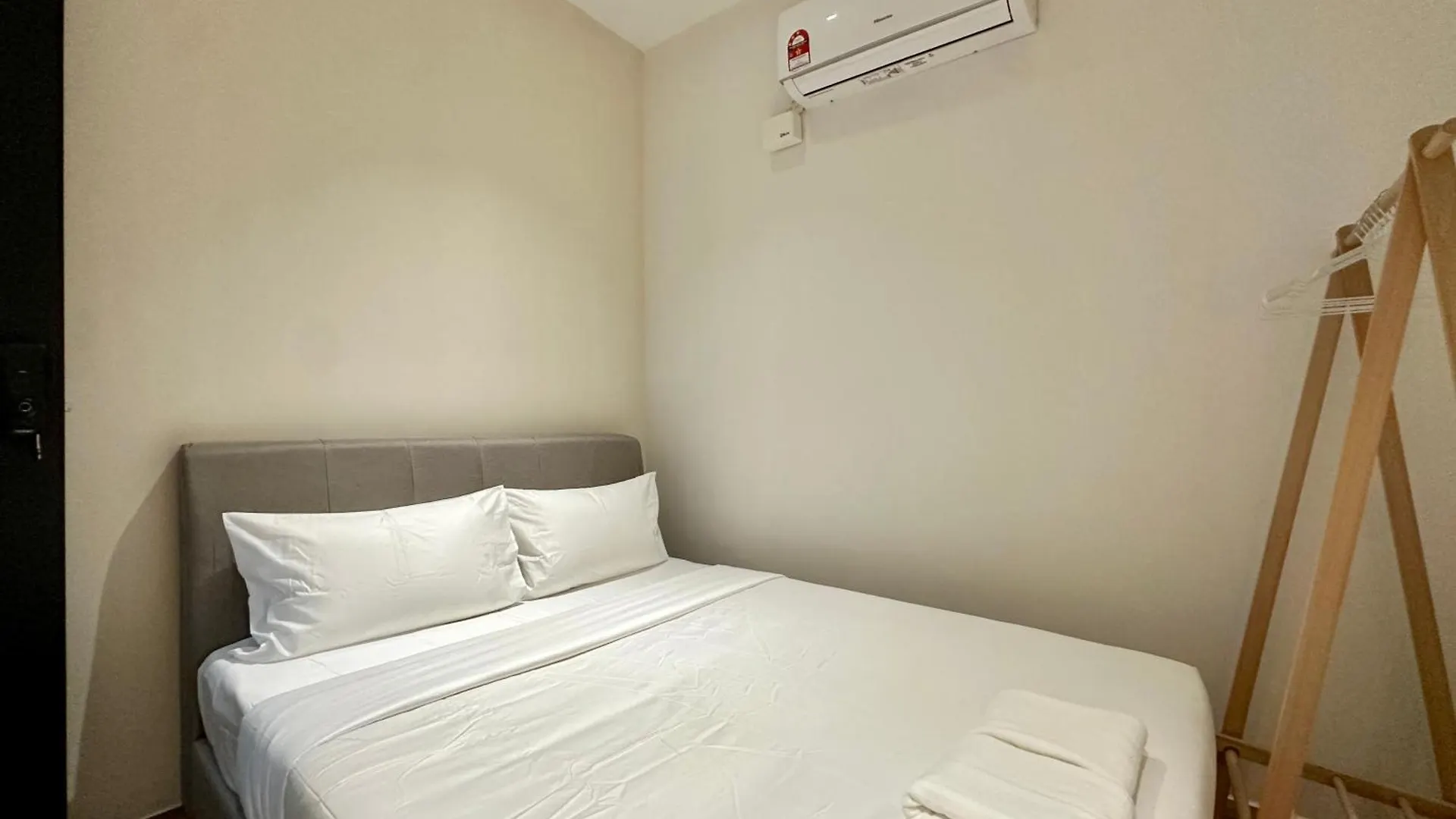 Li'S Inn George Town